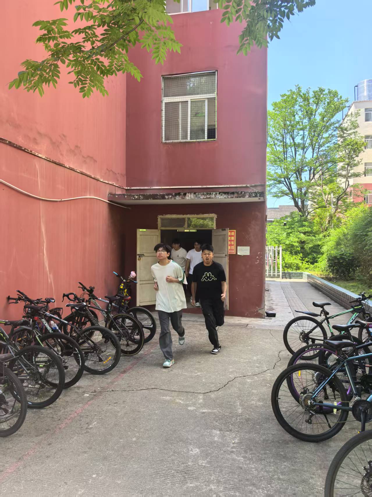微信图片_20250512173201.jpg